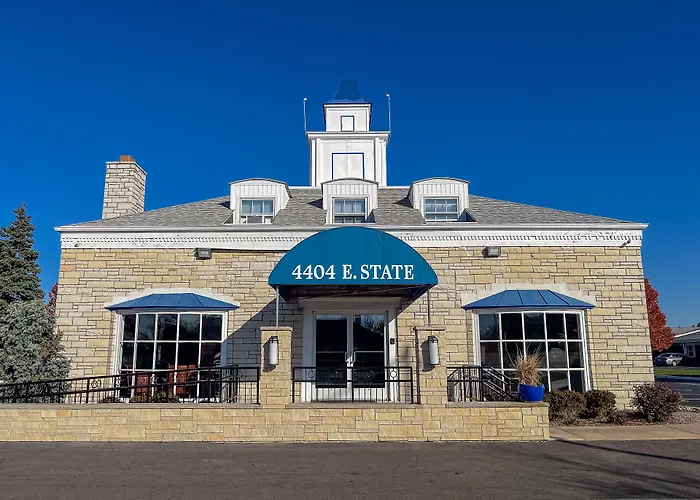 Sandwich Motels