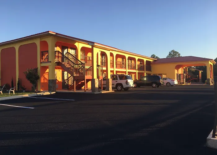 McRae-Helena Motels