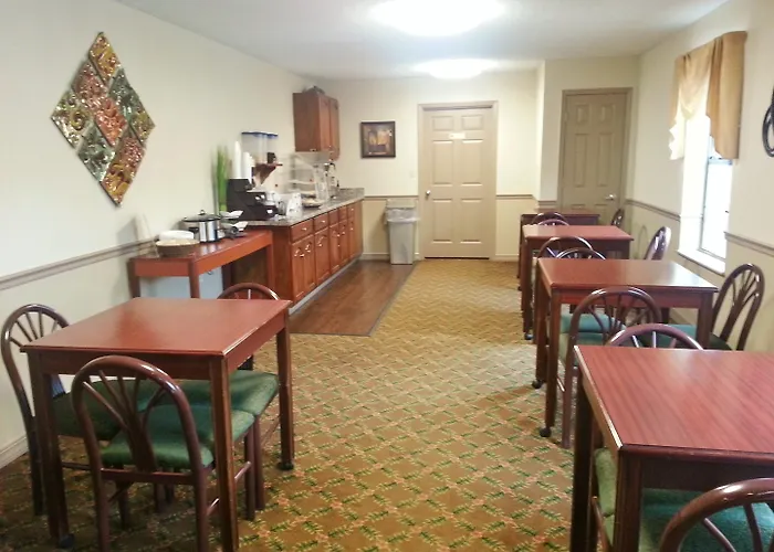 Maumelle Motels