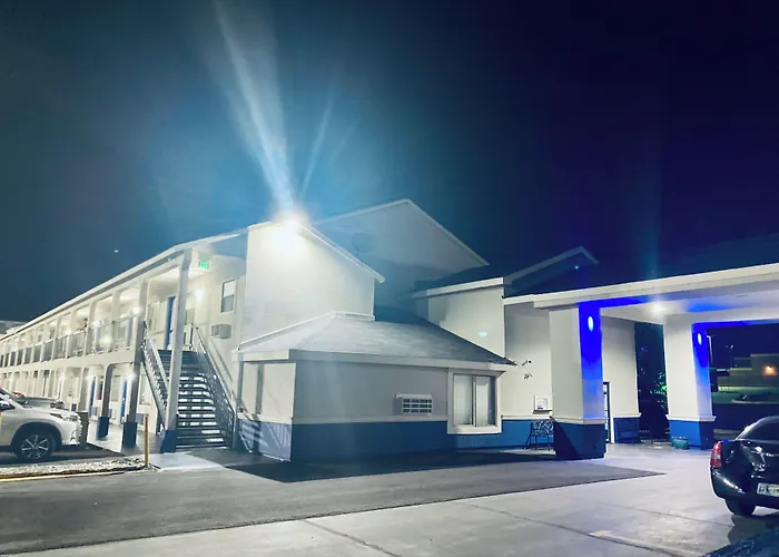Marietta Motels