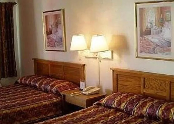 Newberry Motels