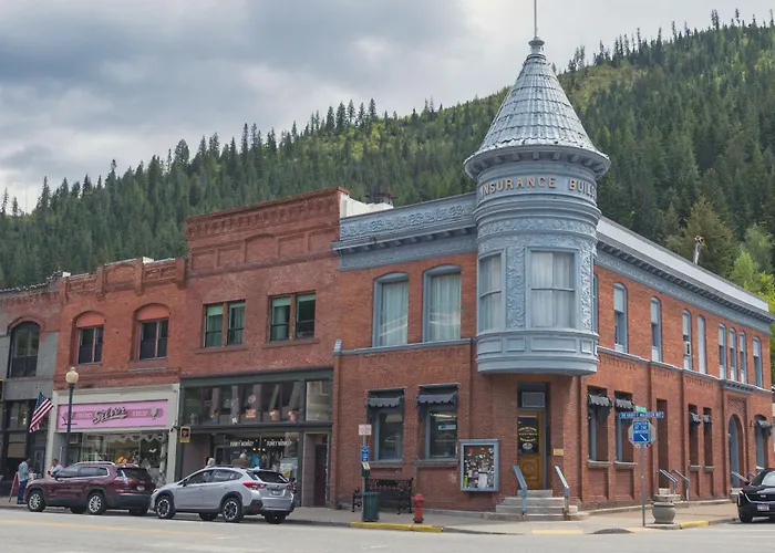 Hayden Lake Motels