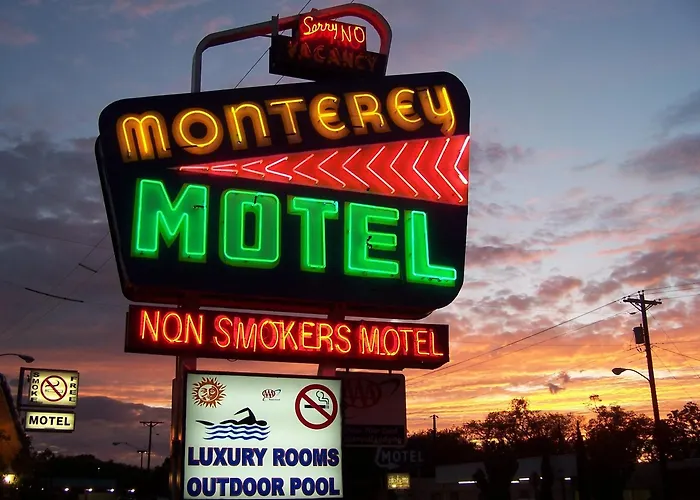 Edgewood Motels