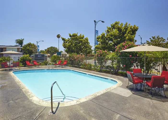 Seal Beach Motels