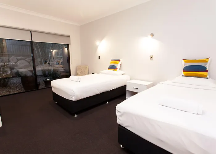 Springwood Motels