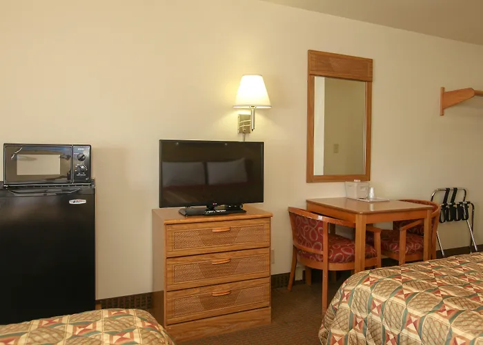 Cameron Motels