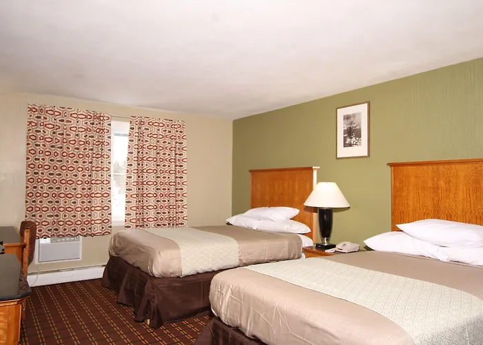 Syracuse Motels