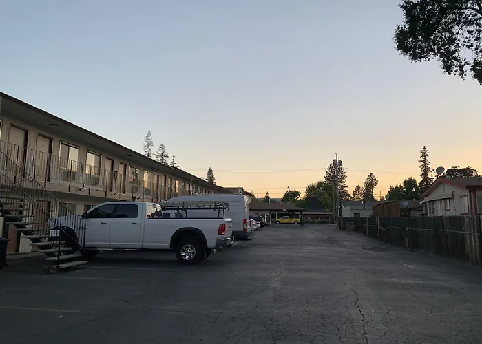 Lakeport Motels