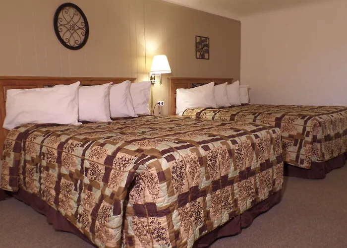 Edgewater Motels