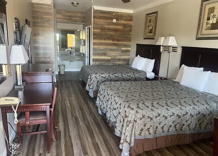 Chowchilla Motels