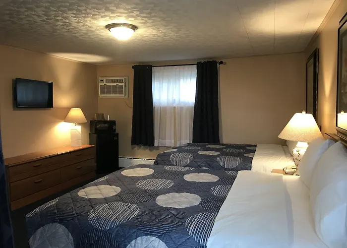 East Aurora Motels