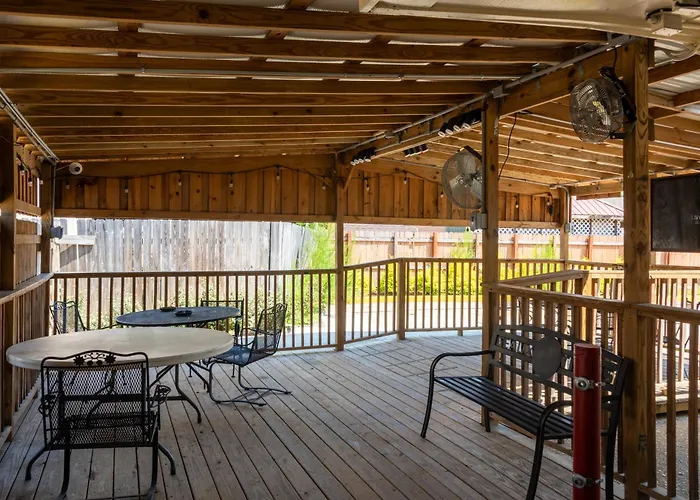 Folsom Motels