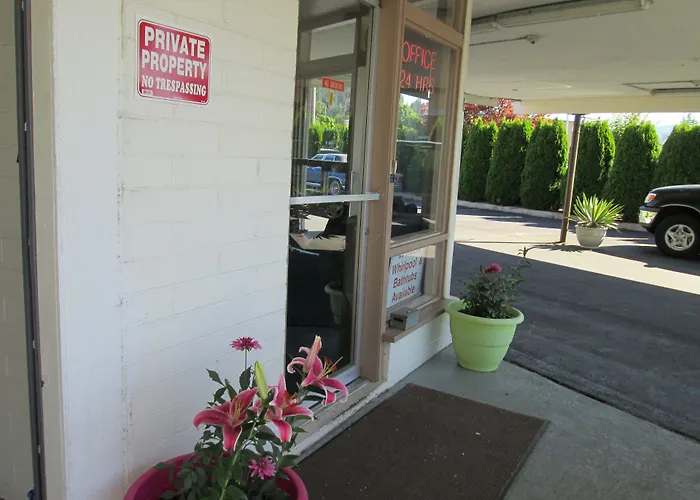Longview Motels