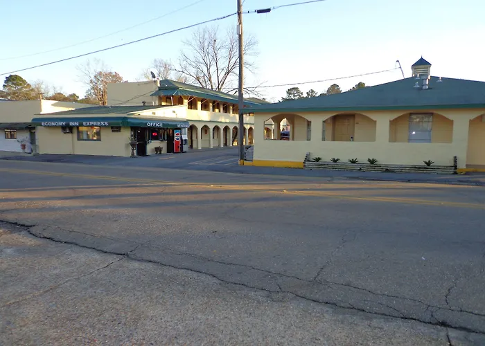 Lake Village Motels