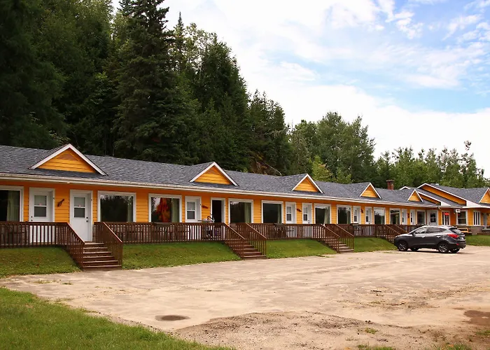 Mont-Tremblant Motels