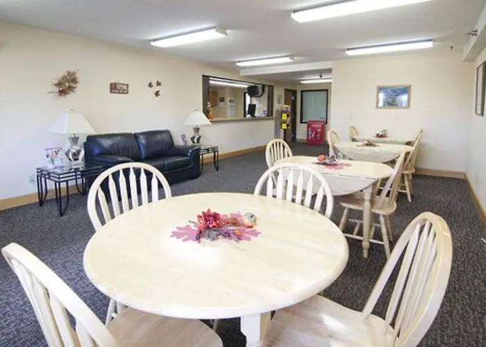 Ellsworth Motels