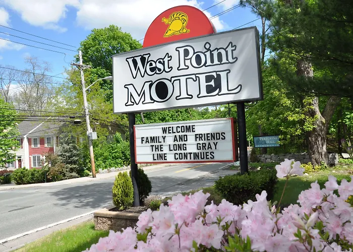 Highland Falls Motels