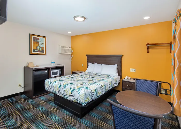 Springfield Motels