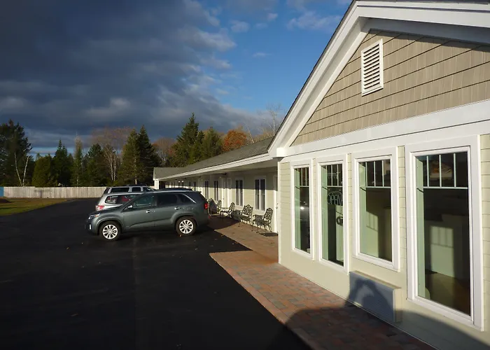 Thomaston Motels