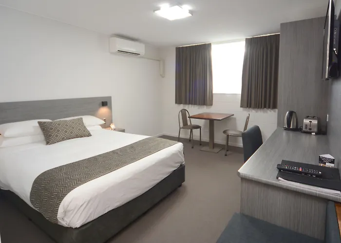 Smithton Motels