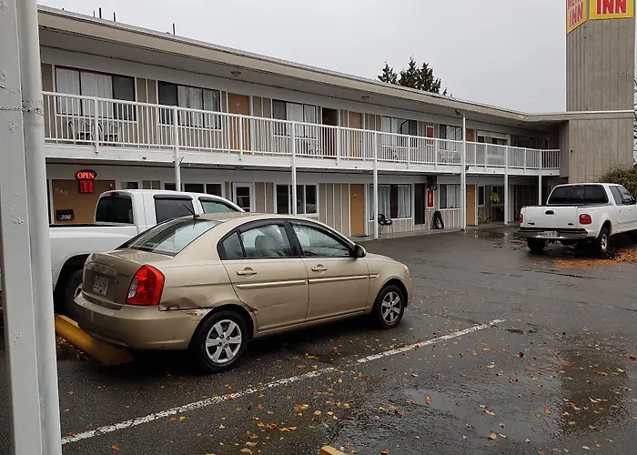 Victoria Motels