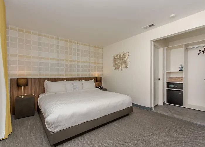 Addison Motels