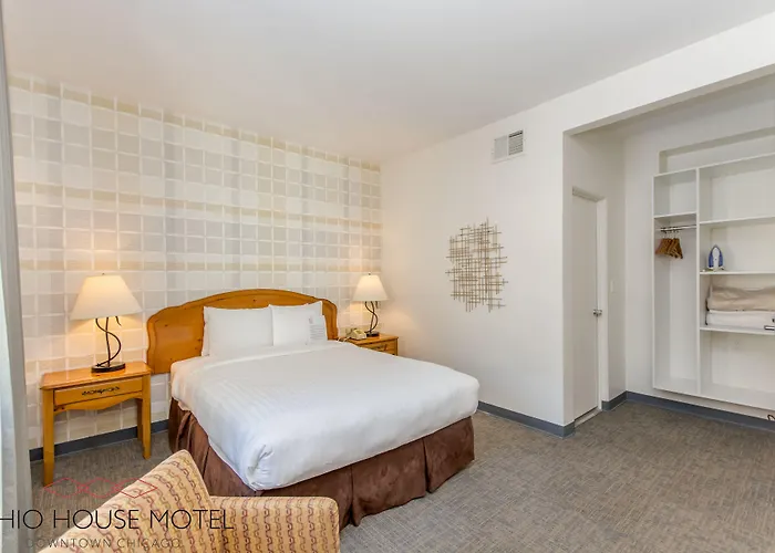 Grayslake Motels