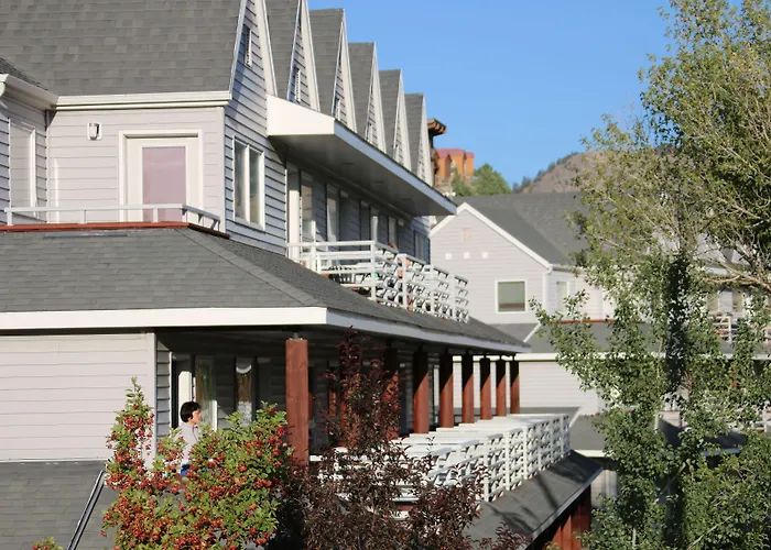 Pine Creek Motels