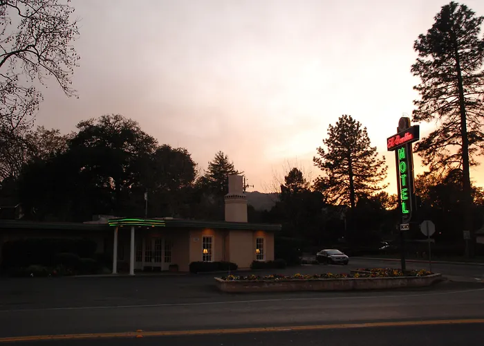 St. Helena Motels