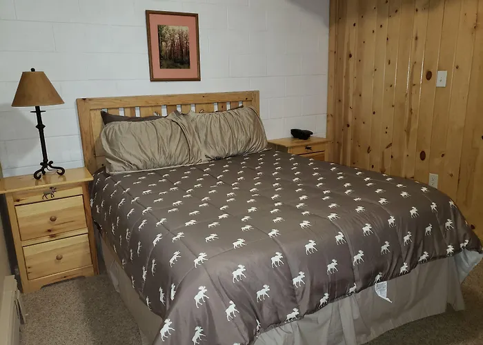 Moose Lake Motels
