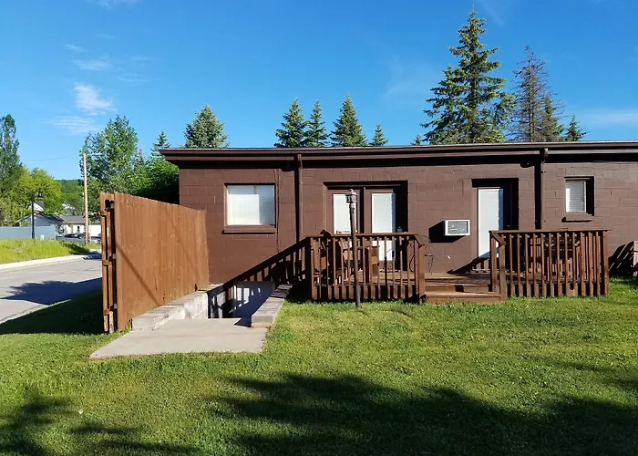 Iron River Motels