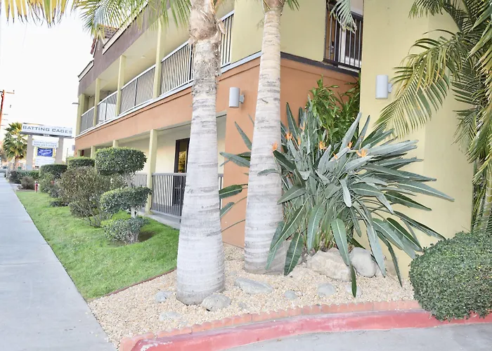 La Puente Motels