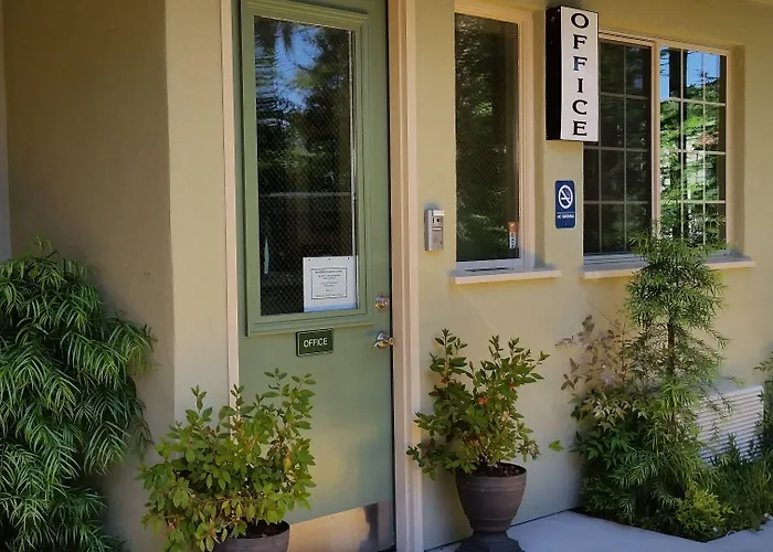 Sebastopol Motels