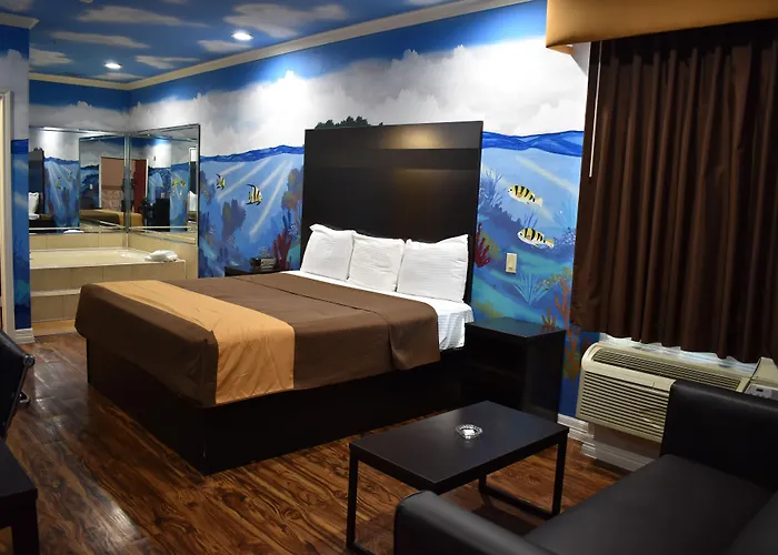 Eagle Lake Motels