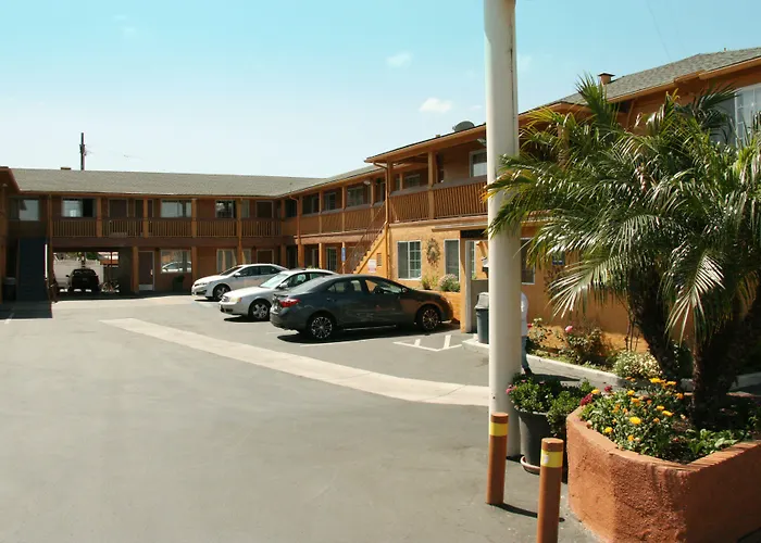 Lemon Grove Motels