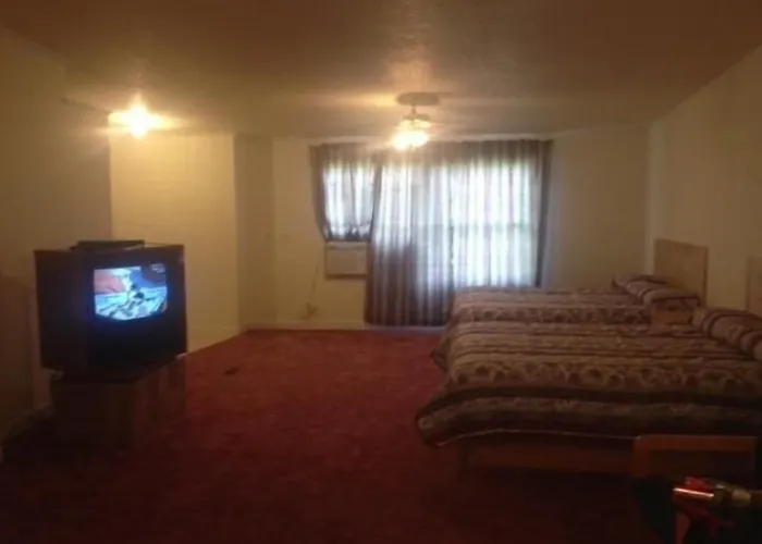 Thayer Motels