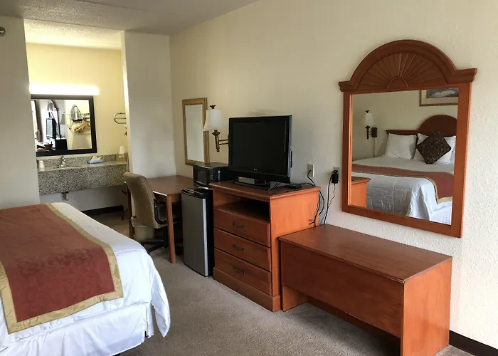 Lugoff Motels