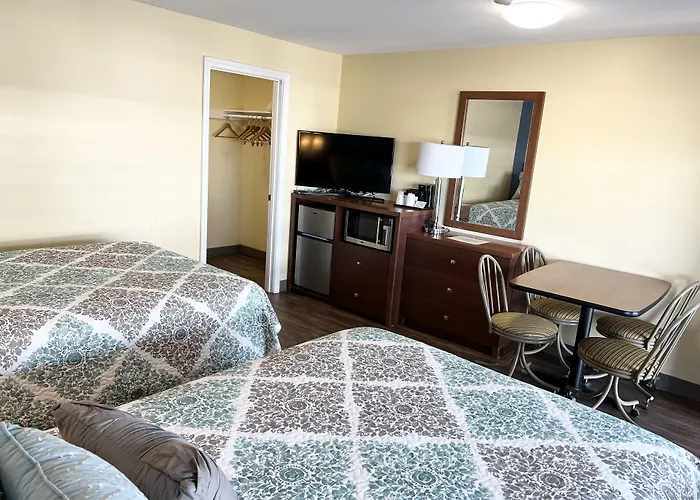 Narragansett Motels