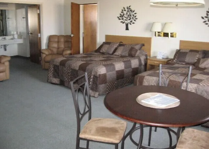 Green River Motels