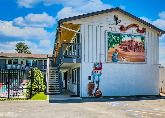 Ramona Motels