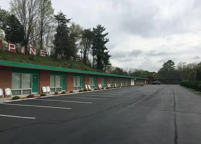 Cedar Bluff Motels