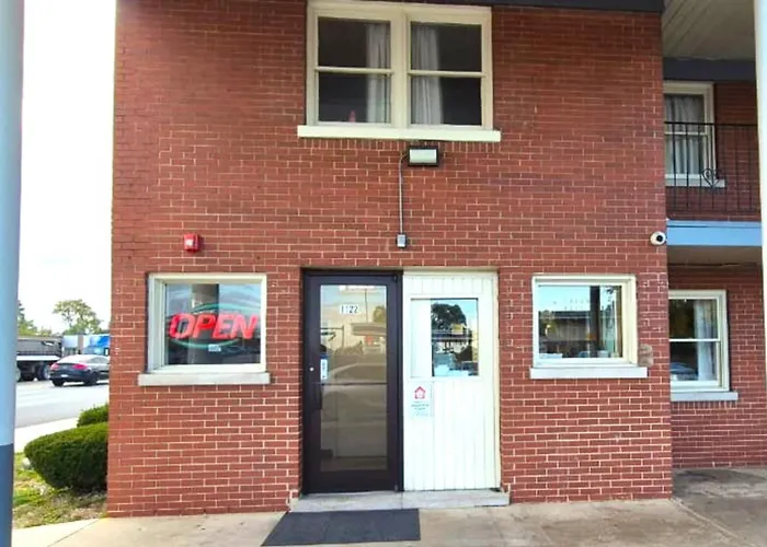 South Holland Motels