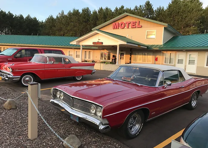 Chippewa Falls Motels