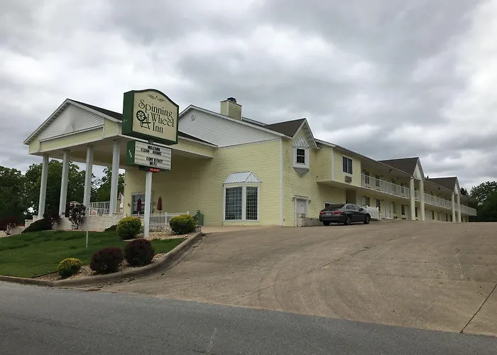 Cassville Motels