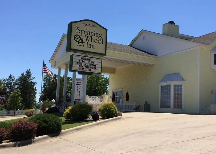 Nixa Motels