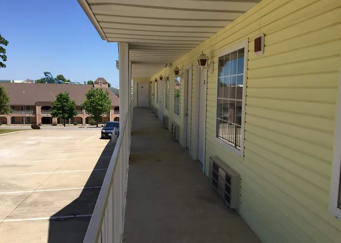 Eagle Rock Motels