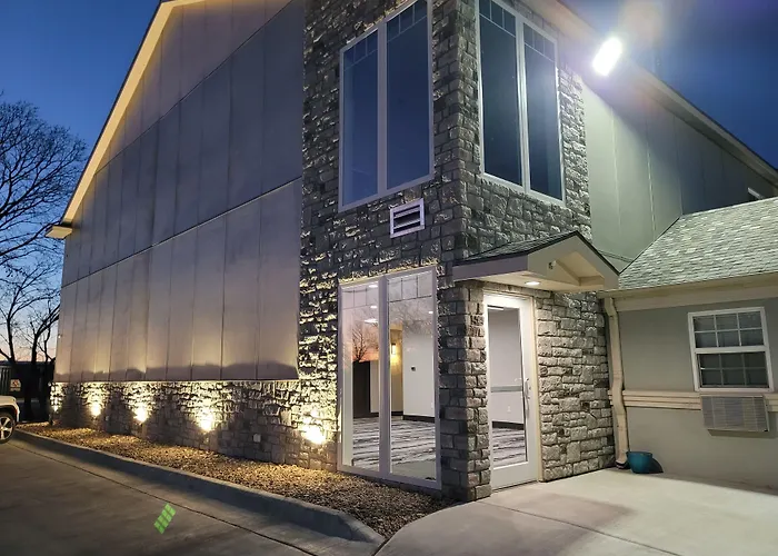 Ellsworth Motels