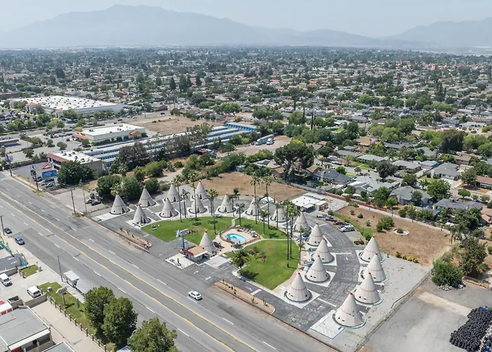 Rowland Heights Motels