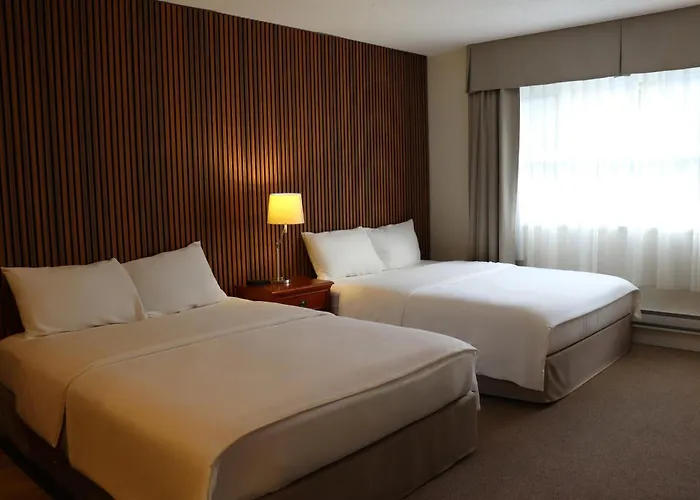 Maple Ridge Motels