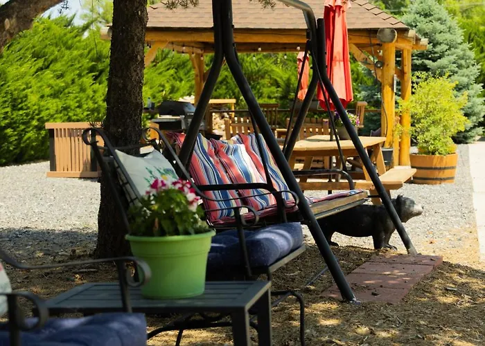 Hotchkiss Motels